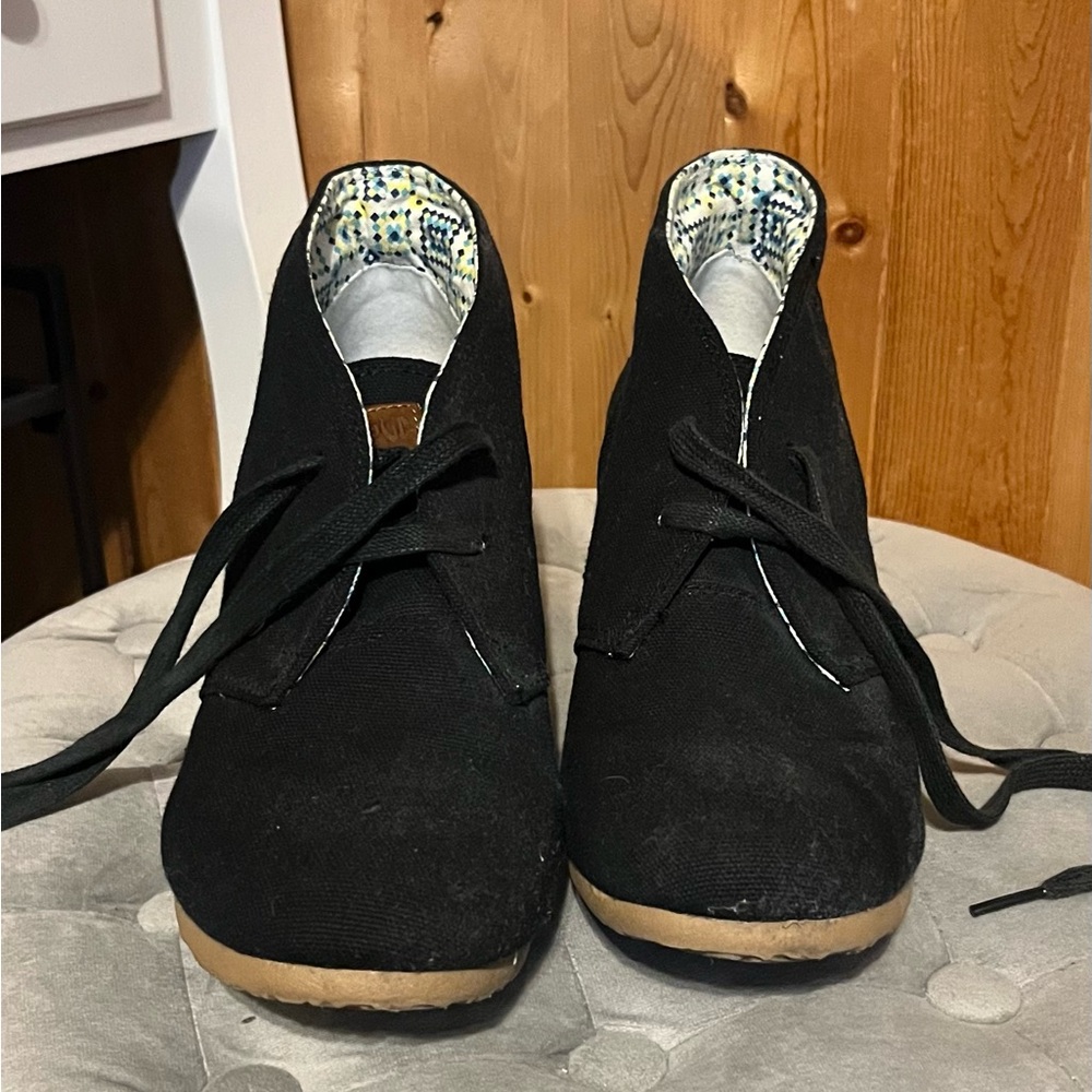 Mad Love Black Wedges